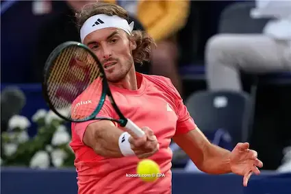 تأهل اليوناني تسيتسيباس لدور الـ16 ببطولة برشلونة  المفتوحة للتنس