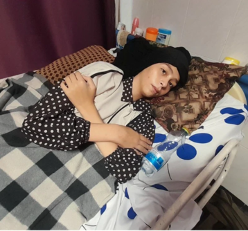 آلاء سليمان.. جسدٌ محطم وأحلامٌ ذهبت مع شهداء عائلتها في غزة