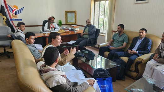 نائب وزير الإدارة والتنمية المحلية يناقش مع فريق الاتصالات التعاون في مجال التحول الرقمي