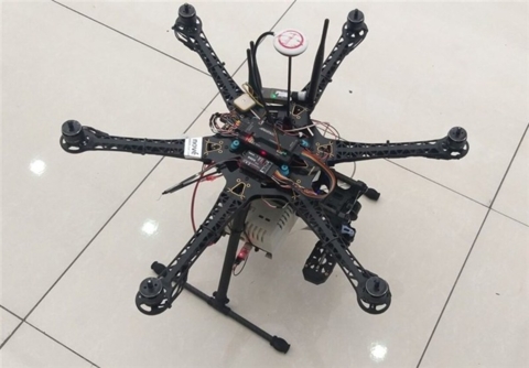 إيران.. الدفاع الجوي يسقط طائرة مسيرة في سماء رشت