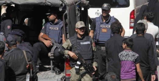 السلطات الباكستانية :إصابة خمسة أشخاص في هجوم مسلح على فريق طبي شمال غرب البلاد