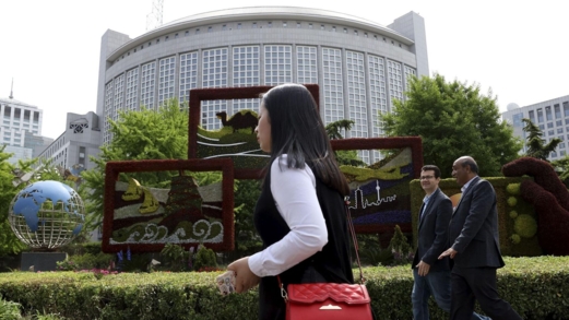 الصين تحث أوكرانيا على "تصحيح أخطائها فورا" بعد فرض عقوبات ضدها