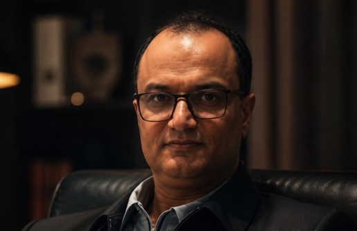العجري يدعو أبناء المحافظات المحتلة الابتعاد عن تجمعات الإمداد العسكري للعدو السعودي