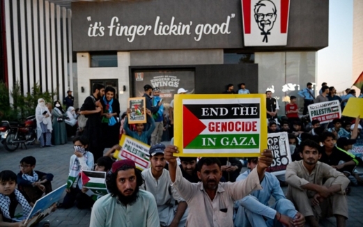 اعتقال 160 شخصا على خلفية هجمات استهدفت فروع كنتاكي في باكستان