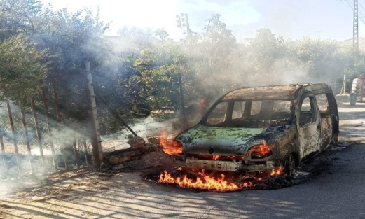 الصحة اللبنانية: استشهاد ثلاثة في غارة للعدو الصهيوني استهدفت مركبة جنوب البلاد 