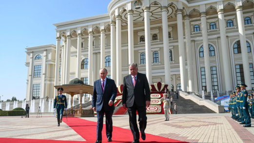 بوتين: روسيا وطاجيكستان تعملان على تعزيز الدفاع