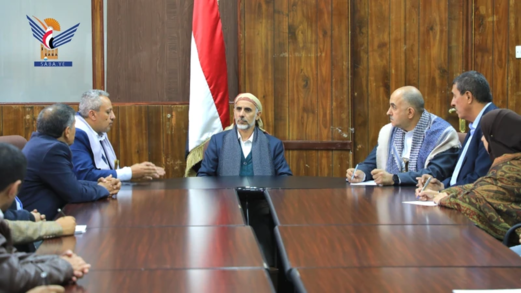 القائم بأعمال رئيس الوزراء يزور الهيئة الوطنية العليا لمكافحة الفساد