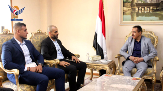 وزير الخارجية يبحث مع رئيس بعثة أطباء بلا حدود سبل تعزيز الاستجابة الإنسانية