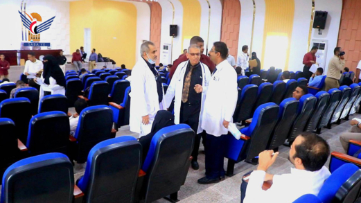 إجراء امتحان القبول لطلاب الزمالة اليمنية بفرع مجلس الاختصاصات الطبية بالحديدة