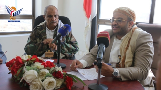 تعز .. المساوى يناقش إشكالات الصرف الصحي لمدينة القاعدة