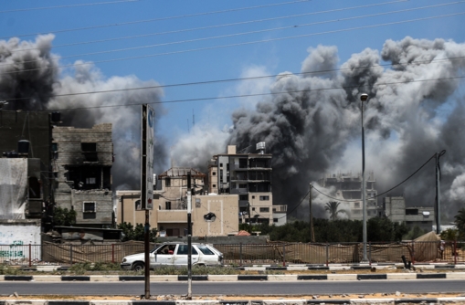 استشهاد تسعة فلسطينيين في قصف العدو الصهيوني مواصي خان يونس ومدينة غزة