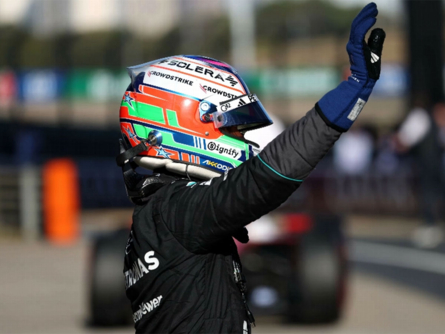 الإيطالي كيمي أنتونيلي أول المنطلقين في سباق جائزة ‌اليابان الكبرى للفورمولا1