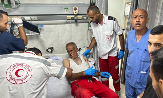 إصابة مسعف بنيران العدو الصهيوني خلال أداء واجبه الإنساني في مدينة غزة