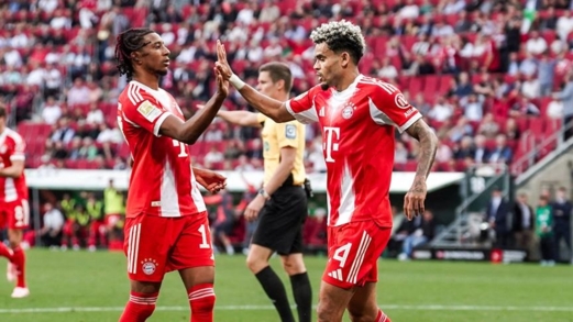 بايرن ميونخ يواصل حملة الدفاع عن لقبه بفوز على أوغسبورغ في الدوري الألماني