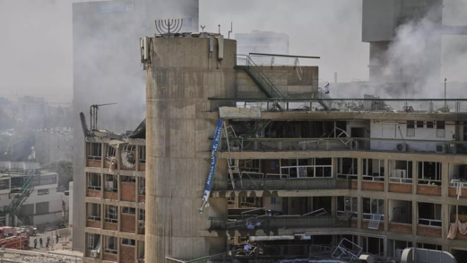 خبير إيراني: طهران يمكنها تدمير الأصول الأمريكية في الخليج إذا فكر ترامب في عدوان جديد خبير إيراني: طهران يمكنها تدمير الأصول الأمريكية في الخليج إذا فكر ترامب في عدوان جديد