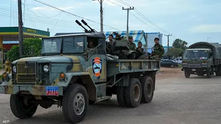 غارات جوية واشتباكات بين تايلاند وكمبوديا بعد انتهاك الهدنة