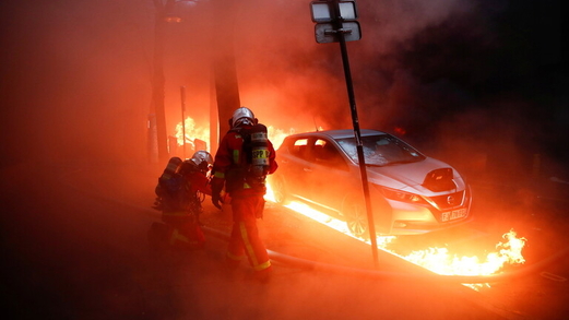 الفرنسيون يتظاهرون مجدداً في باريس ومدن أخرى ضد قانون “الأمن الشامل”