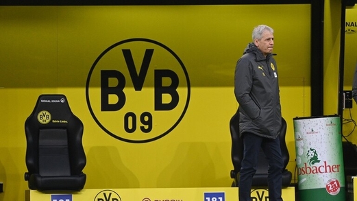 دورتموند الألماني يقيل مدربه فافر بعد هزيمته المُذلة