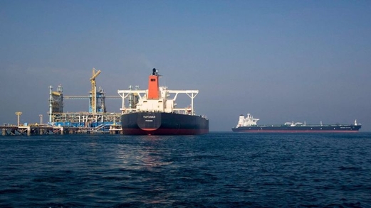 ارتطام سفينة شحن “بلغم زرعته قوات صنعاء” في البحر الأحمر