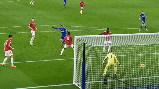 تعادل يونايتد وليستر 2-2 ليبقى باب وصافة الدوري الإنجليزي مفتوحاً