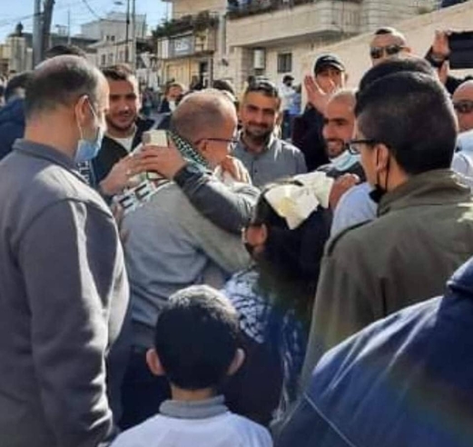 الإحتلال الإسرائيلي يفرج عن أسير مقدسي بعد 19 عاما من الإعتقال