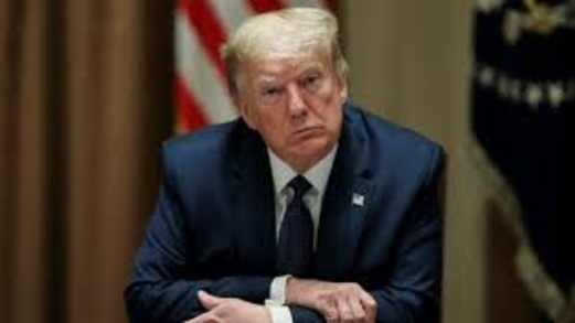 وزراء أمريكيون يبحثون إمكانية عزل ترامب
