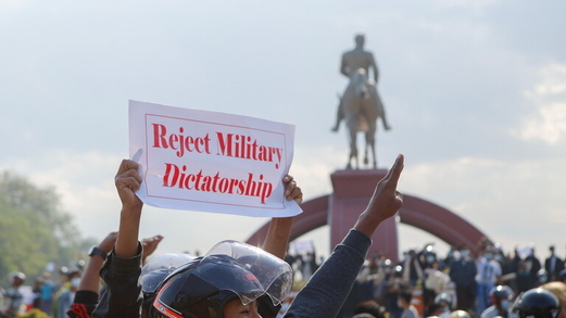 ميانمار على شفا حرب أهلية