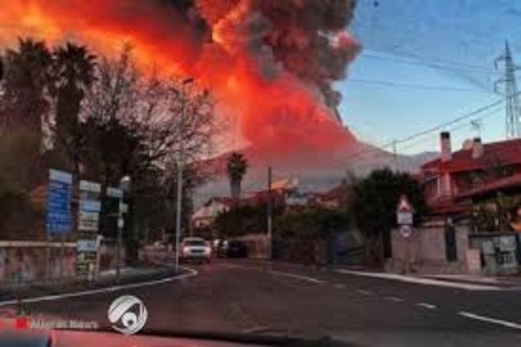 السماء تمطر أحجارا نارية في إيطاليا