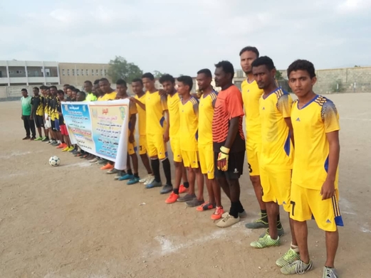 رحبان حرض يحرز كأس الشهيد حيران خلال تدشين أنشطة الصمود