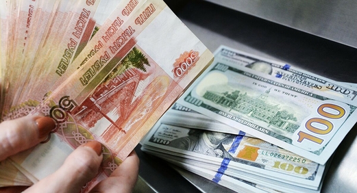 ارتفاع العملة الروسية أمام الدولار واليورو بدعم صعود أسعار النفط