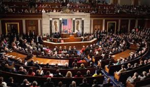 لن يستطيع أي رئيس أمريكي منع المسلمين من دخول أمريكا.. مجلس النواب يضع قانوناً لذلك