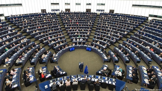 برلمان أوروبا يصوت على وقف مفاوضات عضوية تركيا في الاتحاد الاوروبي