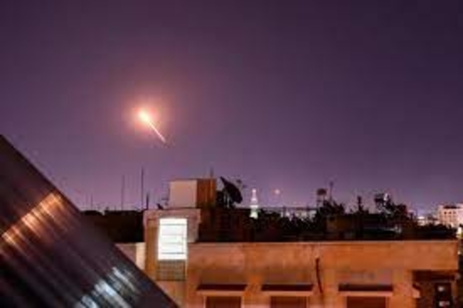 هجمات متوالية ضد قواعد عراقية تضم عناصر أميركية