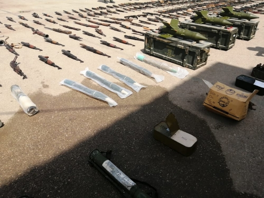 السلطات السورية تضبط أسلحة وذخائر في أوكار مجموعات إرهابية بريف درعا