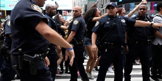 حقيقة المرض الغامض الذي يصيب الدبلوماسيين الأمريكيين، ومن الدولة التي تقف وراءه؟