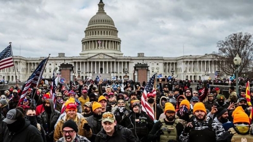 35 عضوا جمهوريا في مجلس النواب يصوتون لصالح التحقيق مع دونالد ترامب