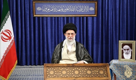 خامنئي: الثورة الاسلامية أصبحت خلال العقود الماضية أكثر قوة وتقدماً