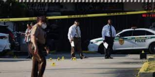 مقتل ثلاثة أشخاص بينهم طفل جراء إطلاق نار بولاية فلوريدا الأمريكية
