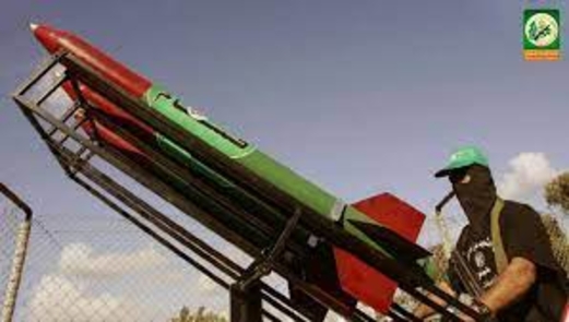 “القسام” تطلق صاروخاً تجريبياً نحو البحر