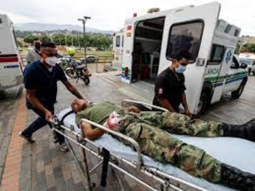 36 جريحاً في هجوم بسيارة مفخخة على قاعدة عسكرية في كولومبيا