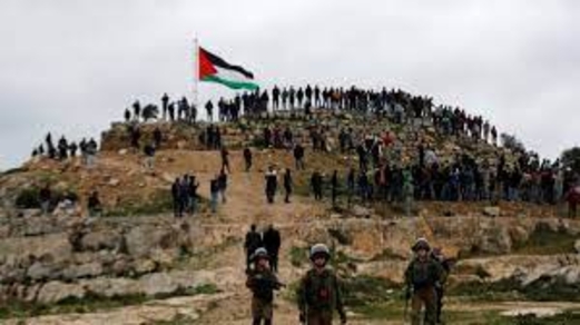 قوات الاحتلال تغلق الطرق المؤدية إلى قرية بيتا في نابلس