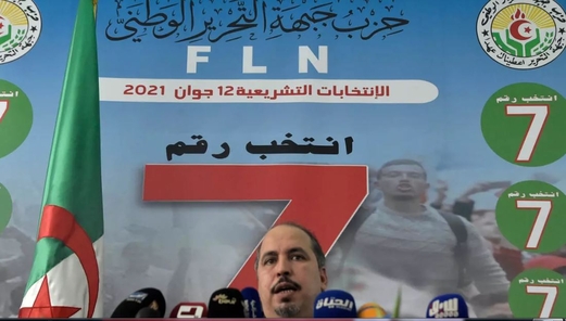 الحزب الحاكم في الجزائر يفوز في الانتخابات التشريعية