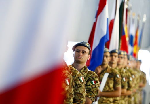 برلماني إيطالي : الإمارات طلبت سحب قواتنا من دبي بسبب الحرب على اليمن