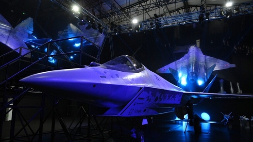 روسيا تزيح الستار عن مقاتلتها الجديدة “كش ملك”