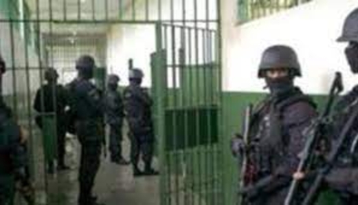 8 قتلى و20 جريحا في أعمال شغب في سجنين بالاكوادور