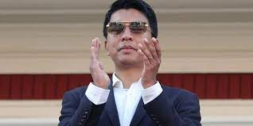 نجاة رئيس مدغشقر من محاولة اغتيال وتوقيف عدد من الأجانب والمواطنين