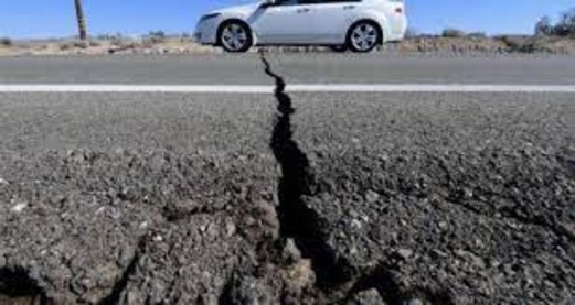 هزة أرضية بقوة 5.8 درجة تضرب ساحل اليابان