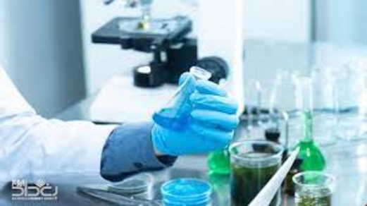 مسؤول: الولايات المتحدة تفشل بمكافحة فيروس كورونا المستجد