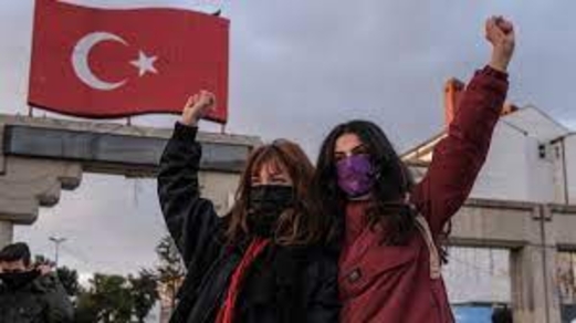  العنف ضد المرأة يتفاقم في تركيا ويضع أنقرة في موقف محرج