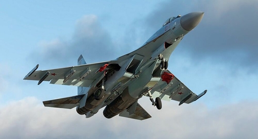 روسيا: مقاتلات روسية ترافق قاذفة أمريكية إقتربت من الحدود فوق المحيط الهادئ